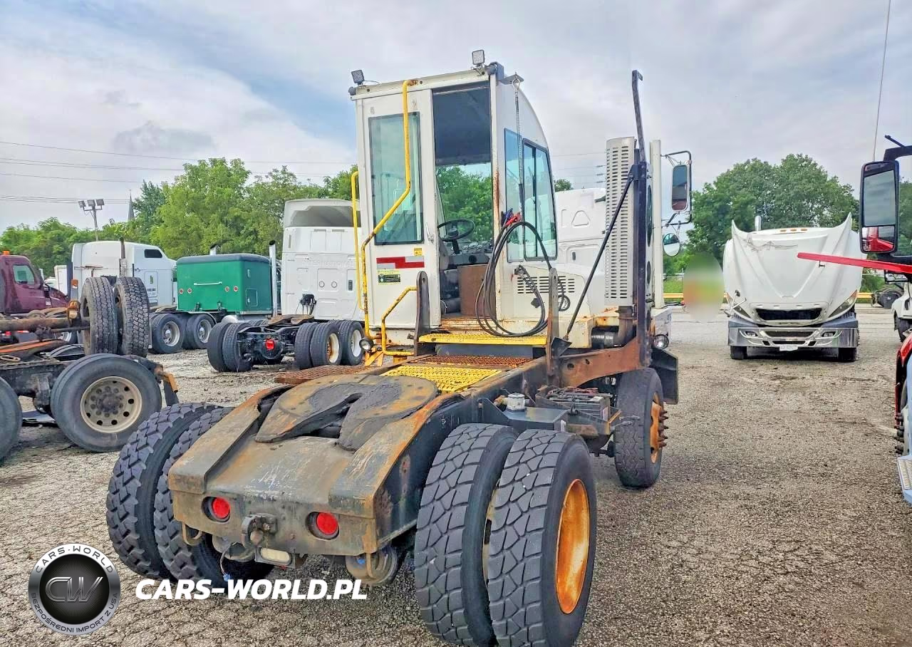 2015 Autocar Xspotter Yard Truck VIN:516G4G416FH218818 - 3