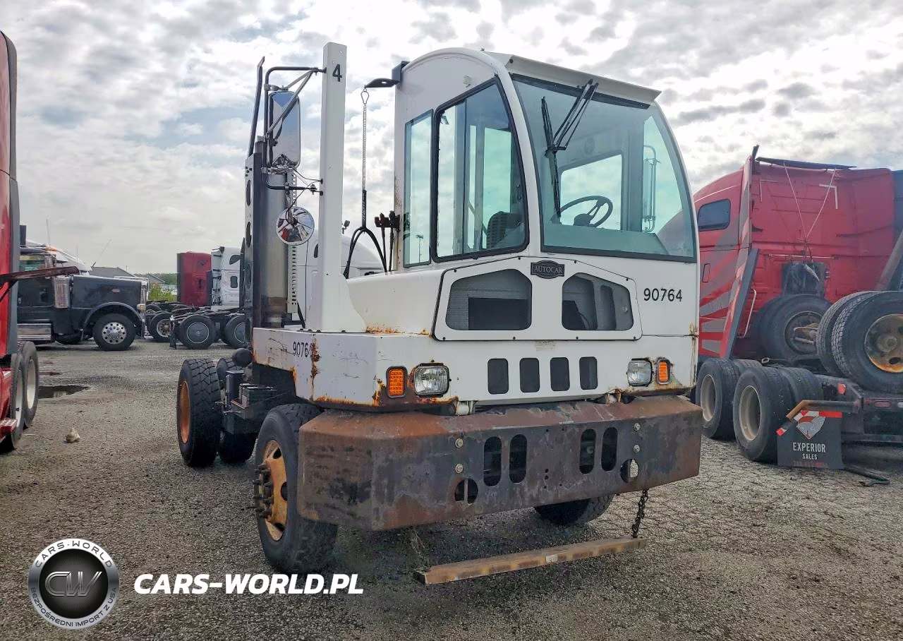 2015 Autocar Xspotter Yard Truck VIN:516G4G416FH218818 - 4