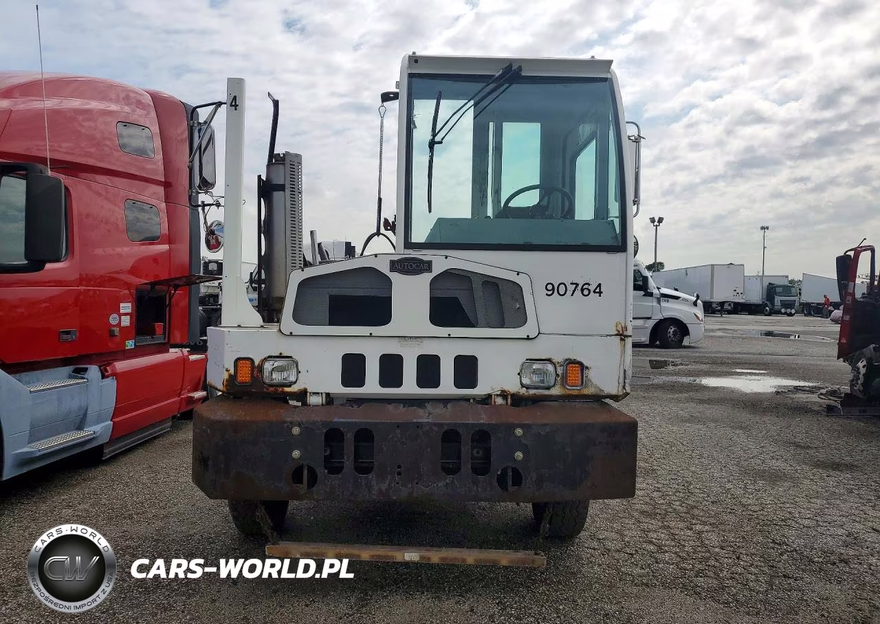 2015 Autocar Xspotter Yard Truck VIN:516G4G416FH218818 - 5