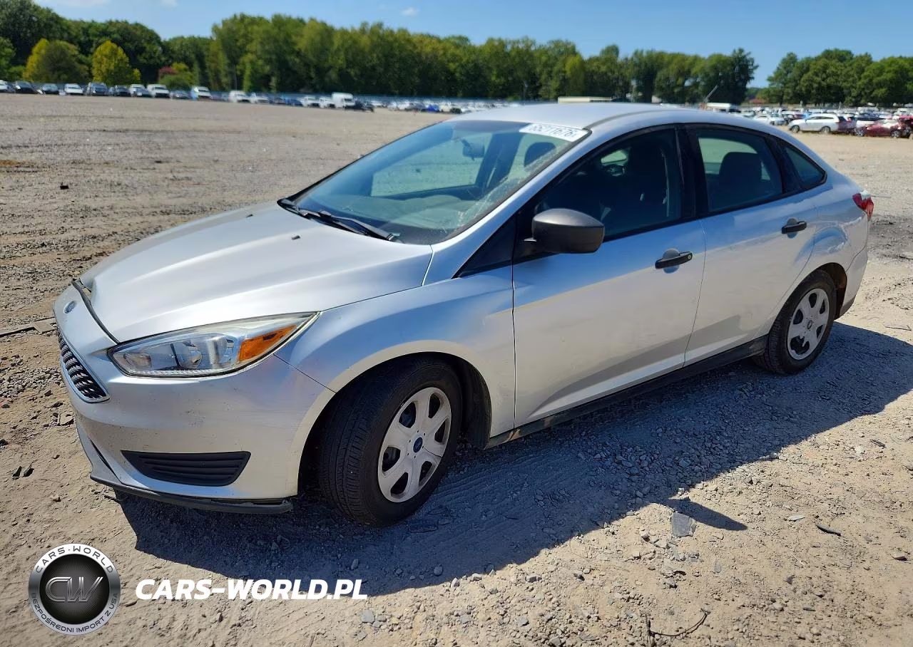 2018 Ford Focus S VIN:1FADP3E22JL214650 - 1