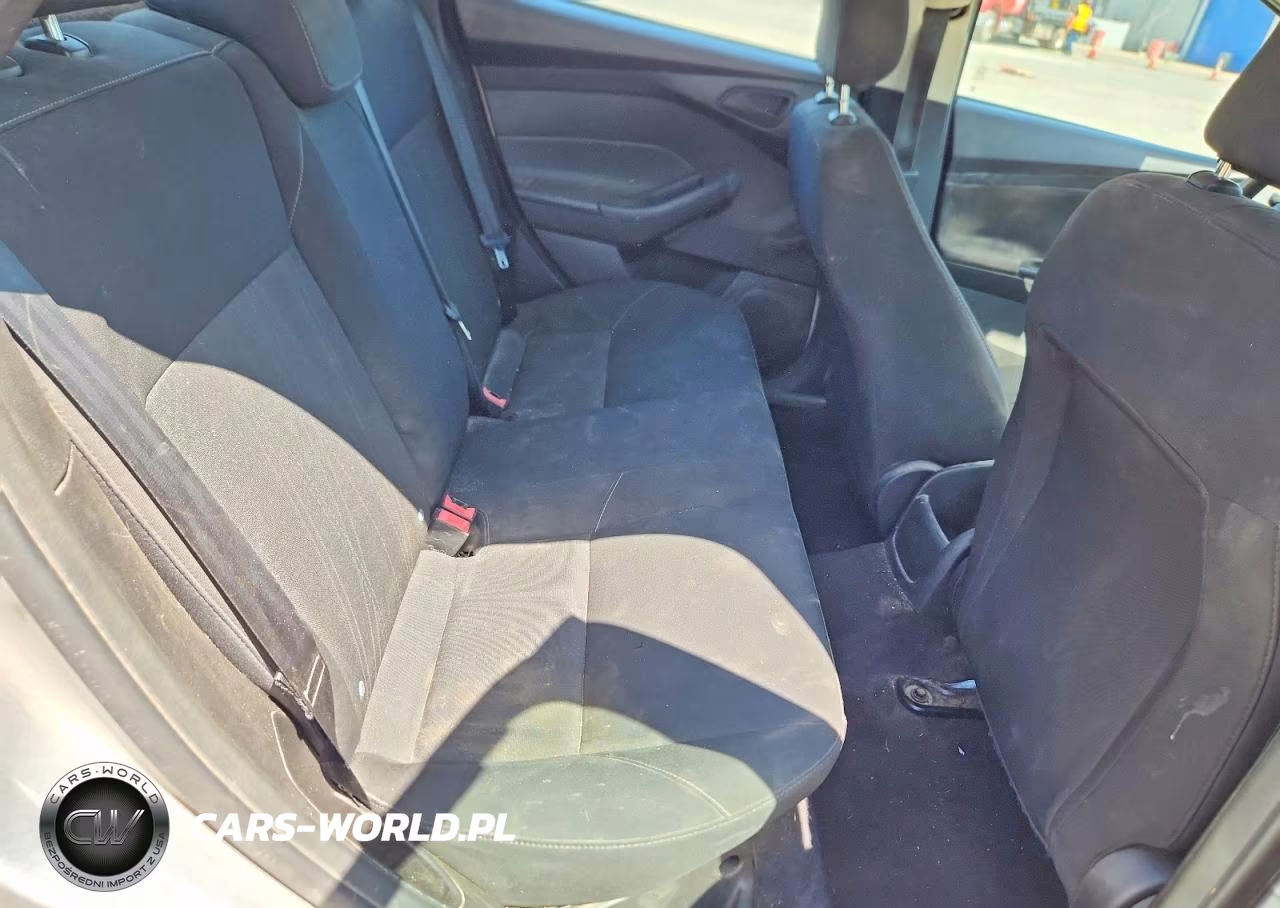 2018 Ford Focus S VIN:1FADP3E22JL214650 - 10