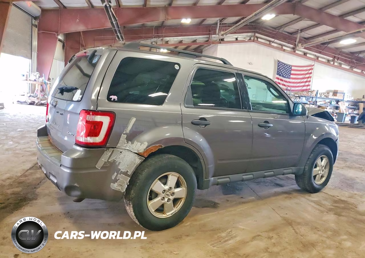 2009 Ford Escape Xlt VIN:1FMCU93739KC85787 - 3