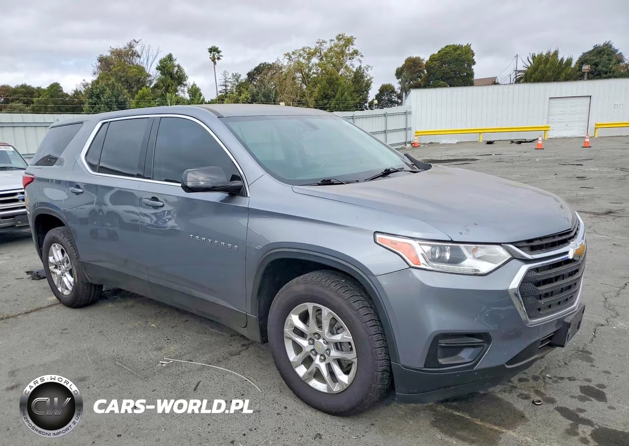2020 Chevrolet Traverse Ls VIN:1GNERFKW0LJ265930 - 4