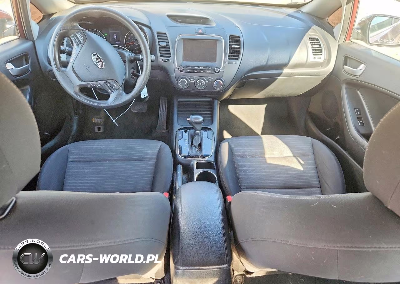 2018 Kia Forte Lx VIN:3KPFL4A73JE226529 - 8