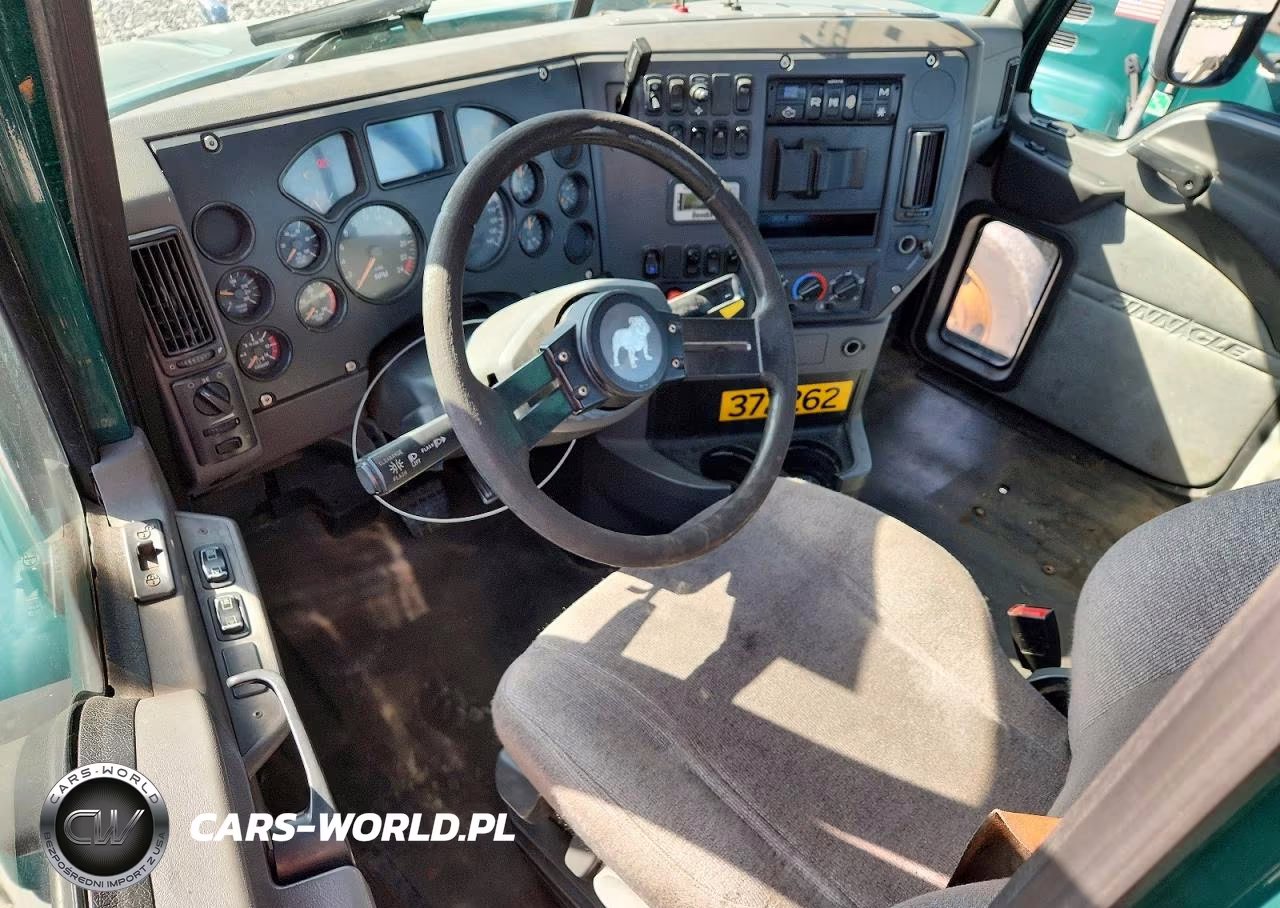 2018 Mack 600 Cxu600 VIN:1M1AW01X1JM010593 - 8