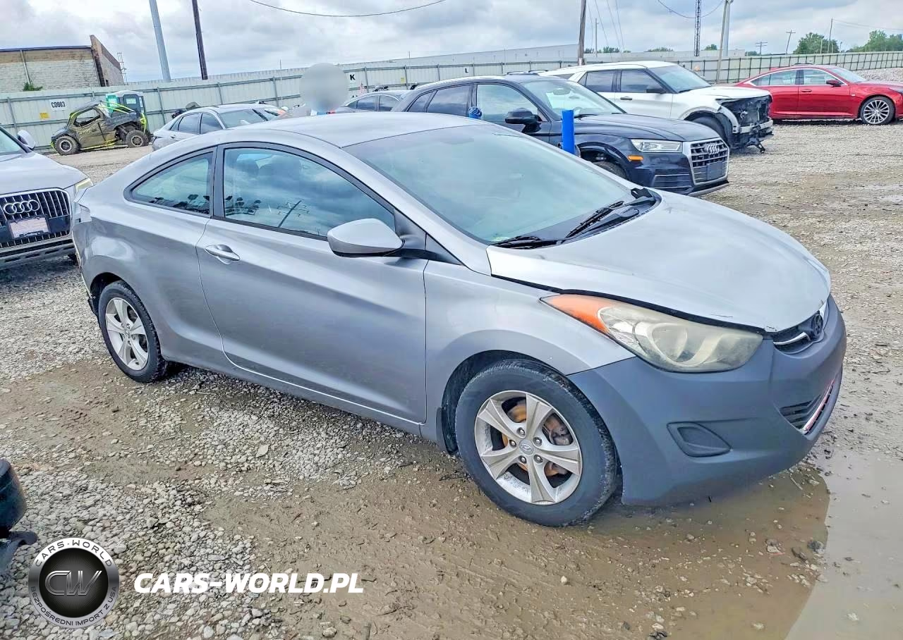 2013 Hyundai Elantra Coupe Gs VIN:KMHDH6AE8DU022507 - 4