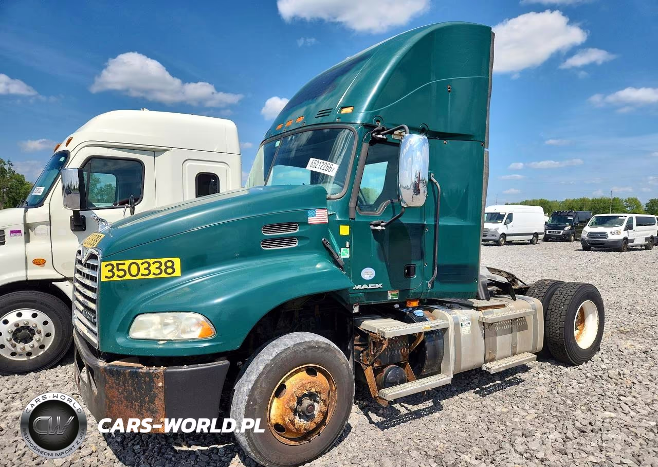 2016 Mack 600 Cxu600