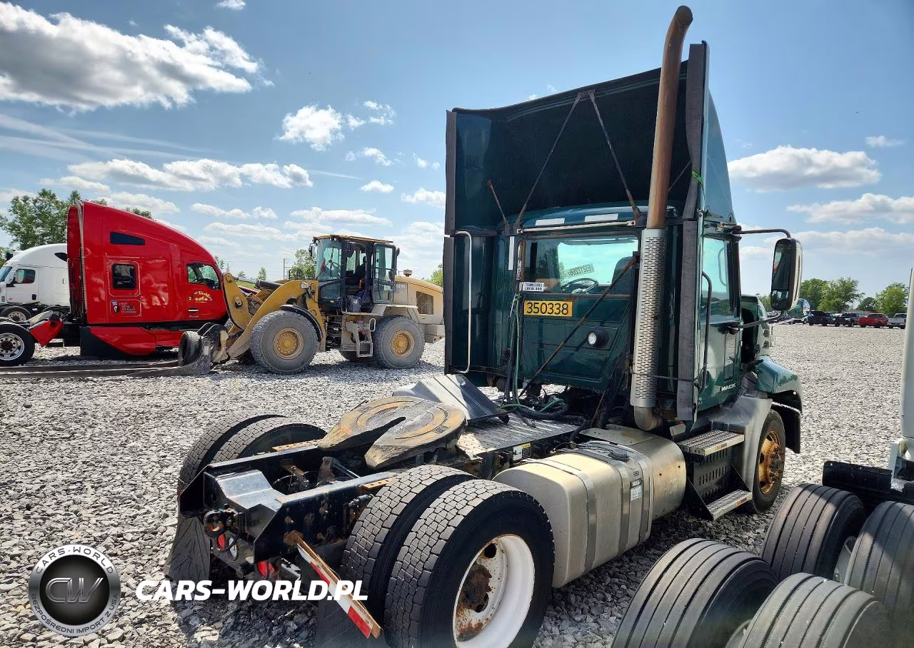 2016 Mack 600 Cxu600 VIN:1M1AW01X6GM008573 - 3