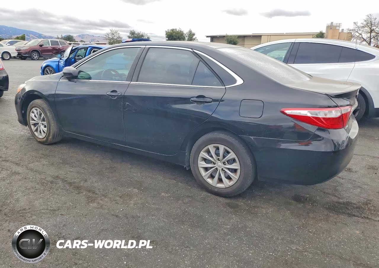 2017 Toyota Camry Le VIN:4T1BF1FK3HU374074 - 2
