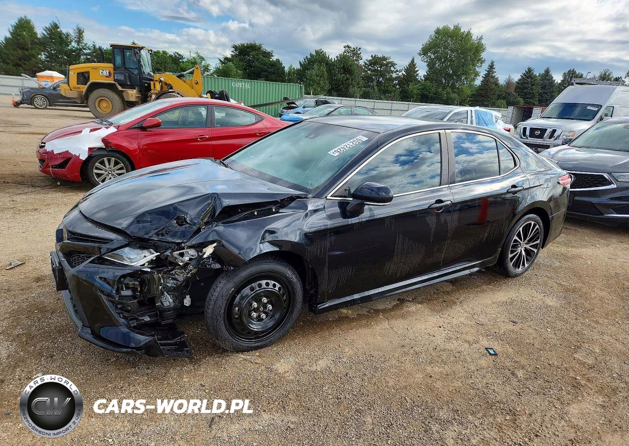 2020 Toyota Camry Se – zdjęcie 1 z 13