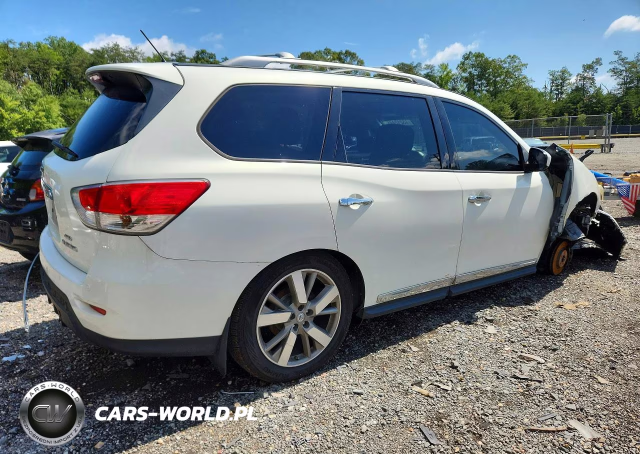 2014 Nissan Pathfinder S VIN:5N1AR2MM1EC687333 - 3