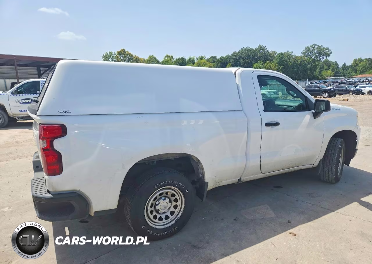 2023 Chevrolet Silverado C1500 VIN:3GCNAAEK4PG340552 - 3