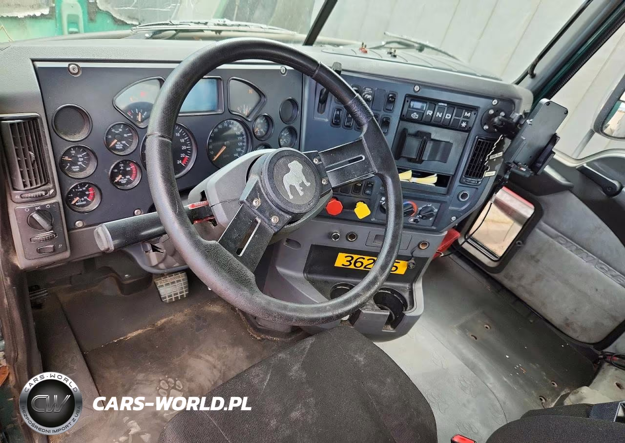 2017 Mack 600 Cxu600 VIN:1M1AW01X8HM009483 - 8