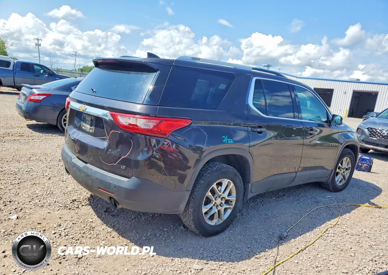 2018 Chevrolet Traverse Lt VIN:1GNEVGKW8JJ147042 - 3