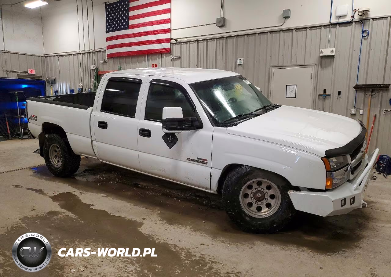2003 Chevrolet Silverado K2500 Heavy Duty VIN:1GCHK23143F148778 - 4