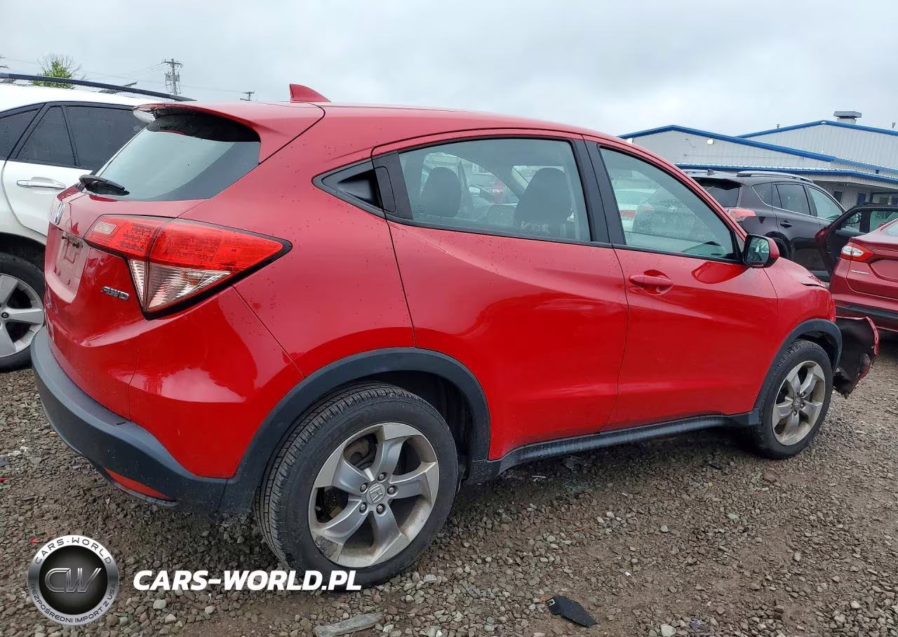 2018 Honda Hr-V Lx VIN:3CZRU6H3XJM706267 - 3