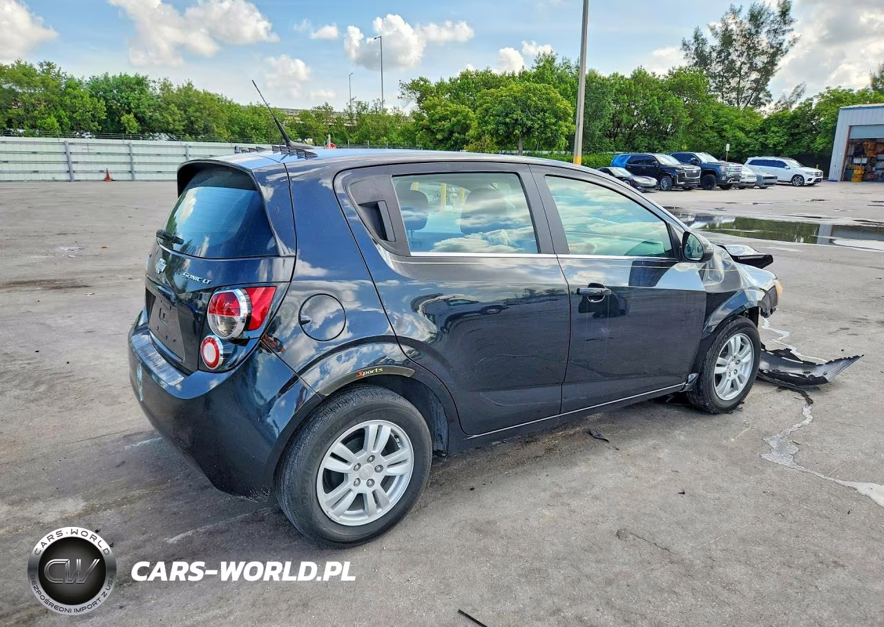 2014 Chevrolet Sonic Lt VIN:1G1JC6SH0E4186682 - 3
