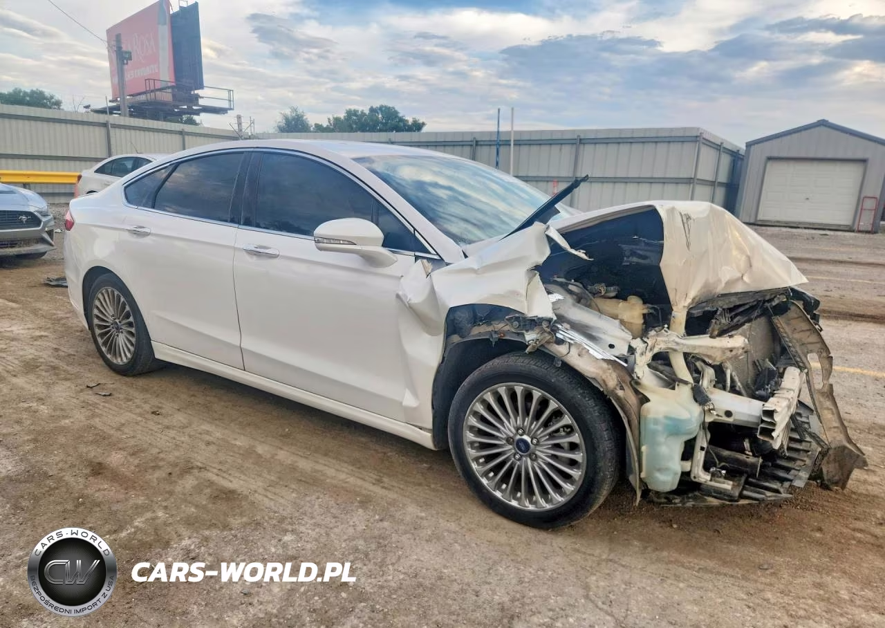 2014 Ford Fusion Titanium VIN:3FA6P0K9XER111038 - 4