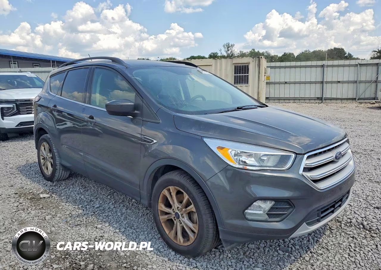 2018 Ford Escape Se VIN:1FMCU0GD5JUB40321 - 4