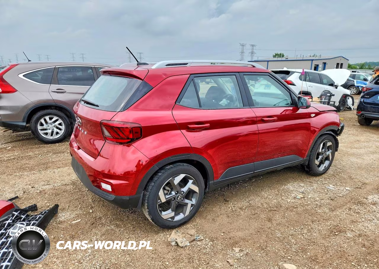 2025 Hyundai Venue Sel VIN:KMHRC8A34SU409244 - 3