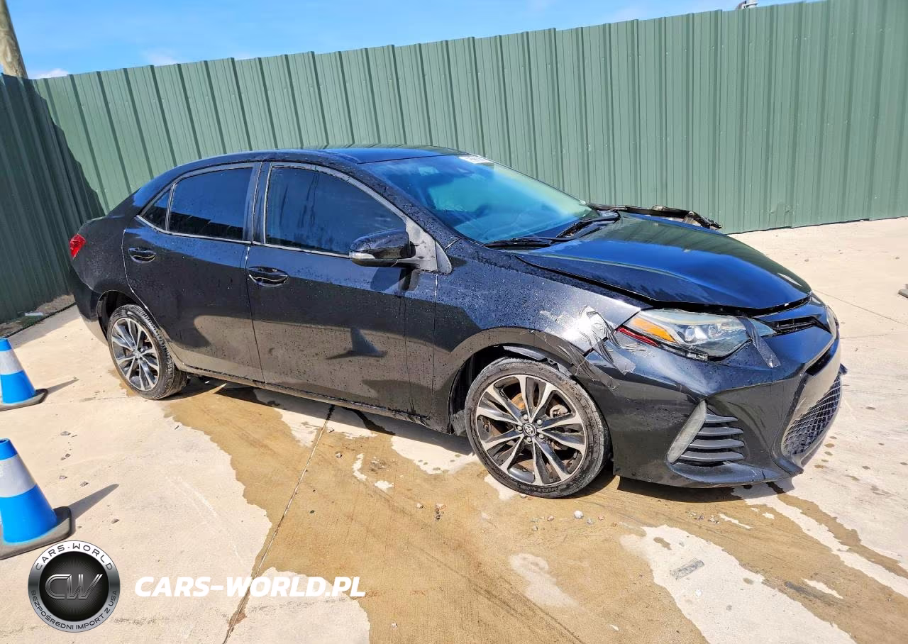2019 Toyota Corolla Se VIN:5YFBURHE3KP923552 - 4