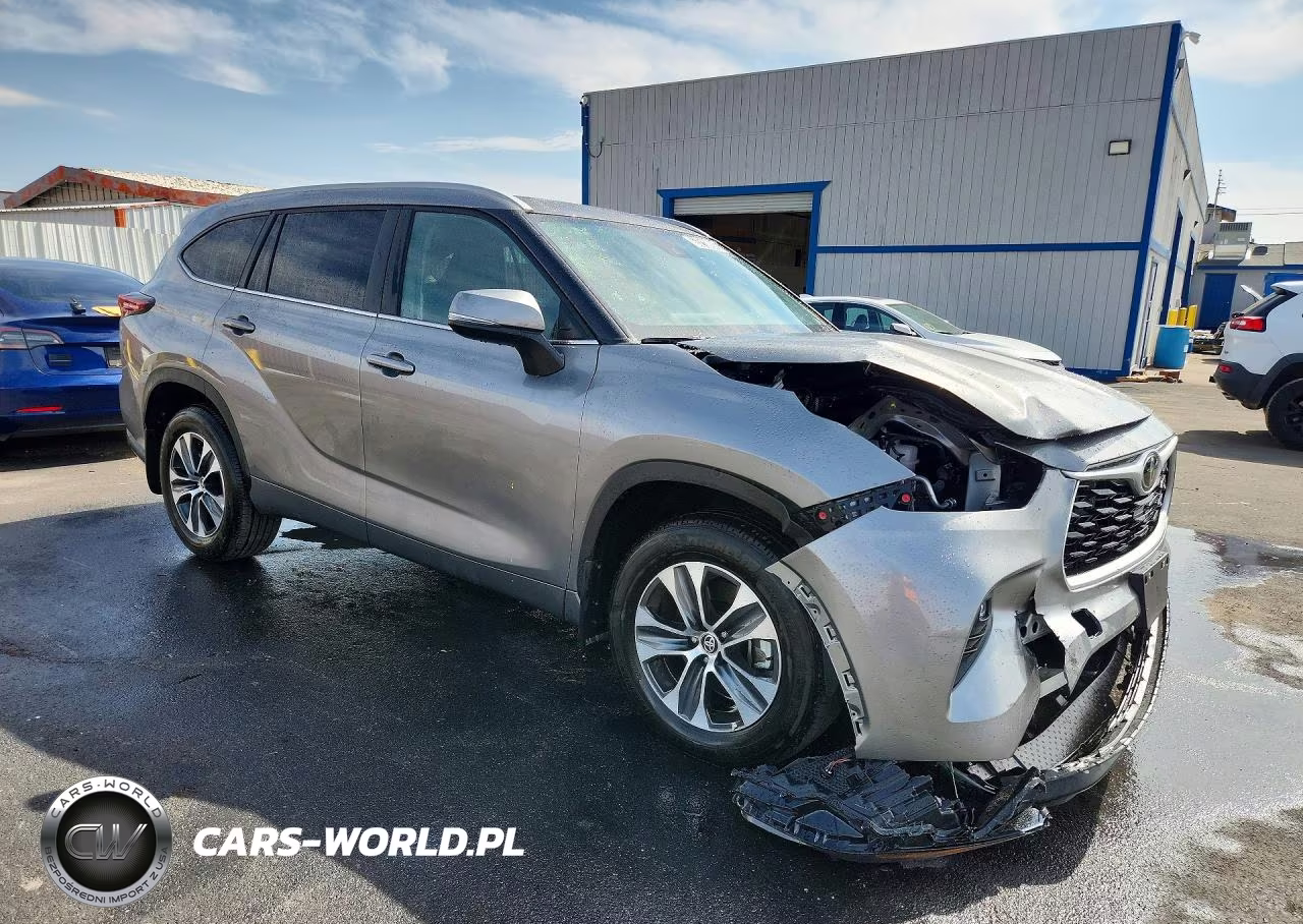 2026 Toyota Highlander Xle VIN:5TDKDRBH5TS608926 - 4