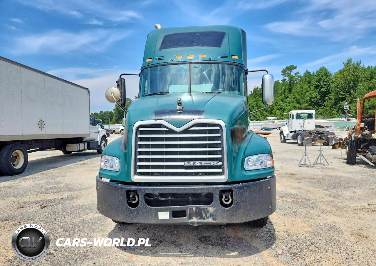 2016 Mack Cxu612 Semi Truck VIN:1M1AW01X8GM008526 - 13