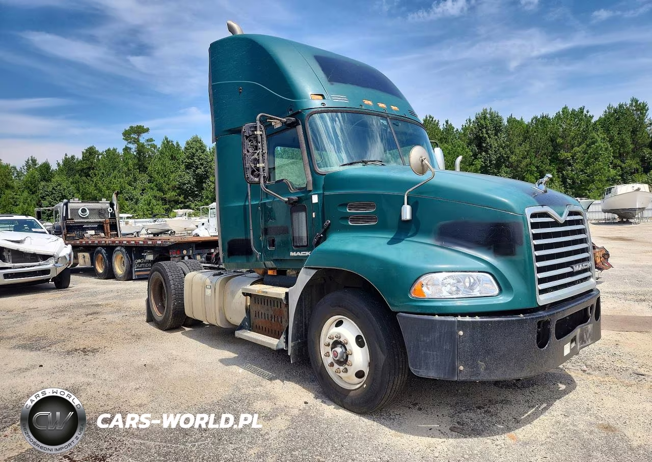 2016 Mack Cxu612 Semi Truck VIN:1M1AW01X8GM008526 - 4