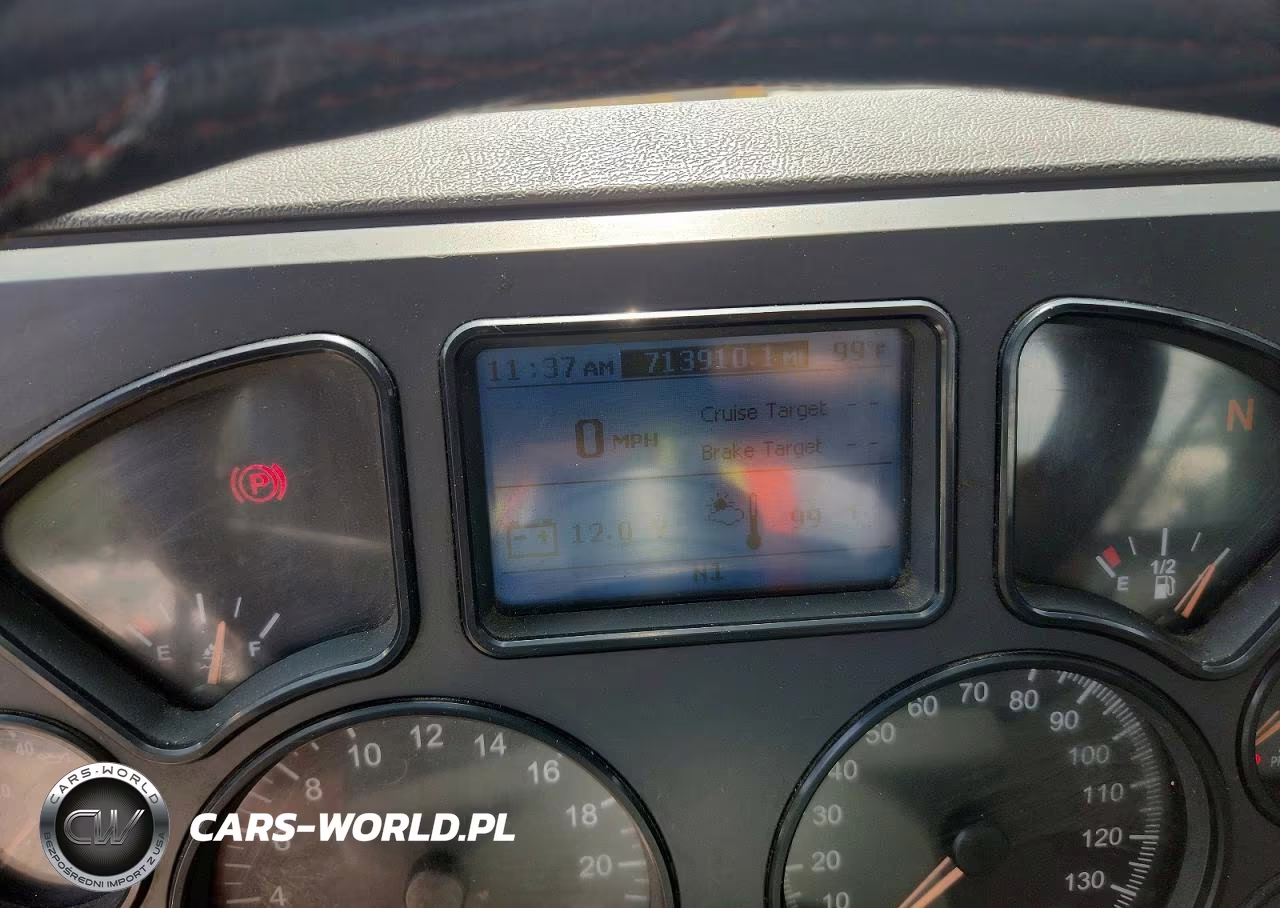 2016 Mack Cxu612 Semi Truck VIN:1M1AW01X8GM008526 - 9