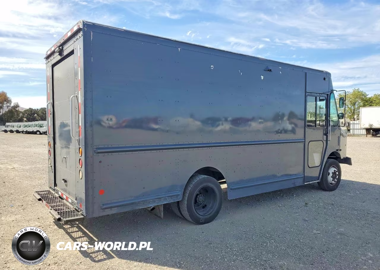 2020 Freightliner Chassis M Line Walk-In Van VIN:4UZAC2EA6LCMH7759 - 3