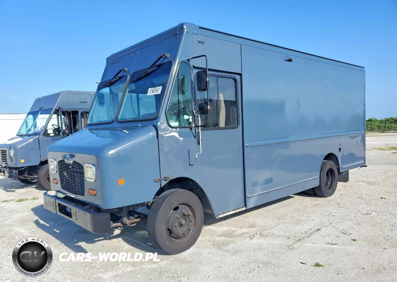 2020 Freightliner Mt45G Chassis Delivery Truck