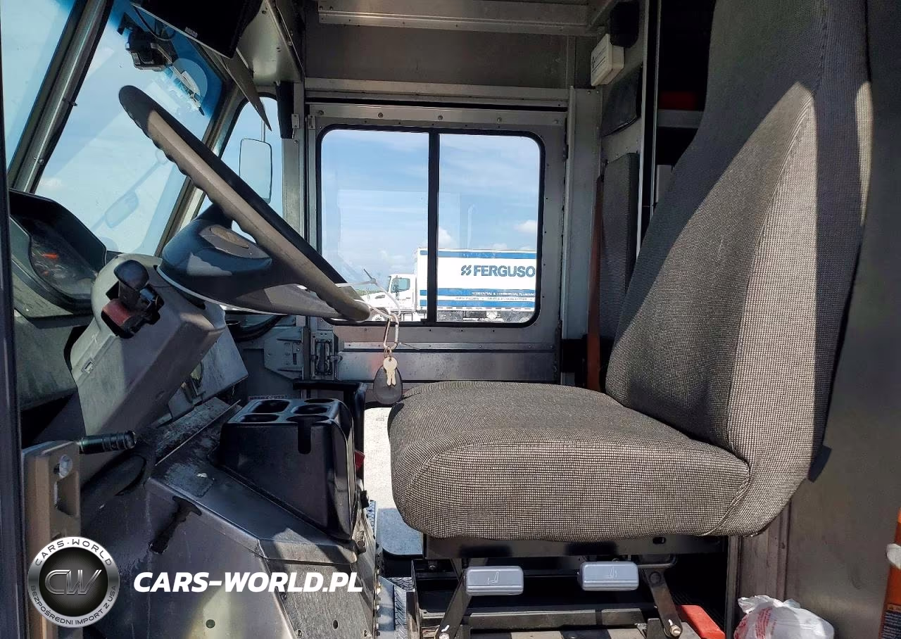 2020 Freightliner Mt45G Chassis Delivery Truck VIN:4UZAC2EA2LCMH8102 - 7