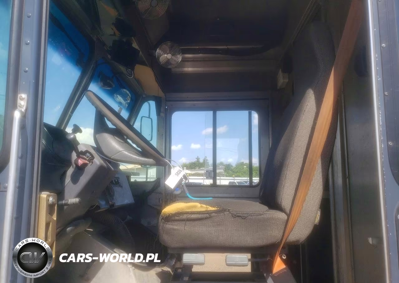 2020 Freightliner Mt45G Chassis Delivery Truck VIN:4UZAC2EA0LCMK0171 - 7