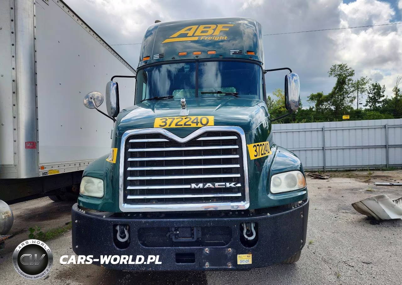 2018 Mack Cxu612 Semi Truck VIN:1M1AW01X2JM010571 - 5