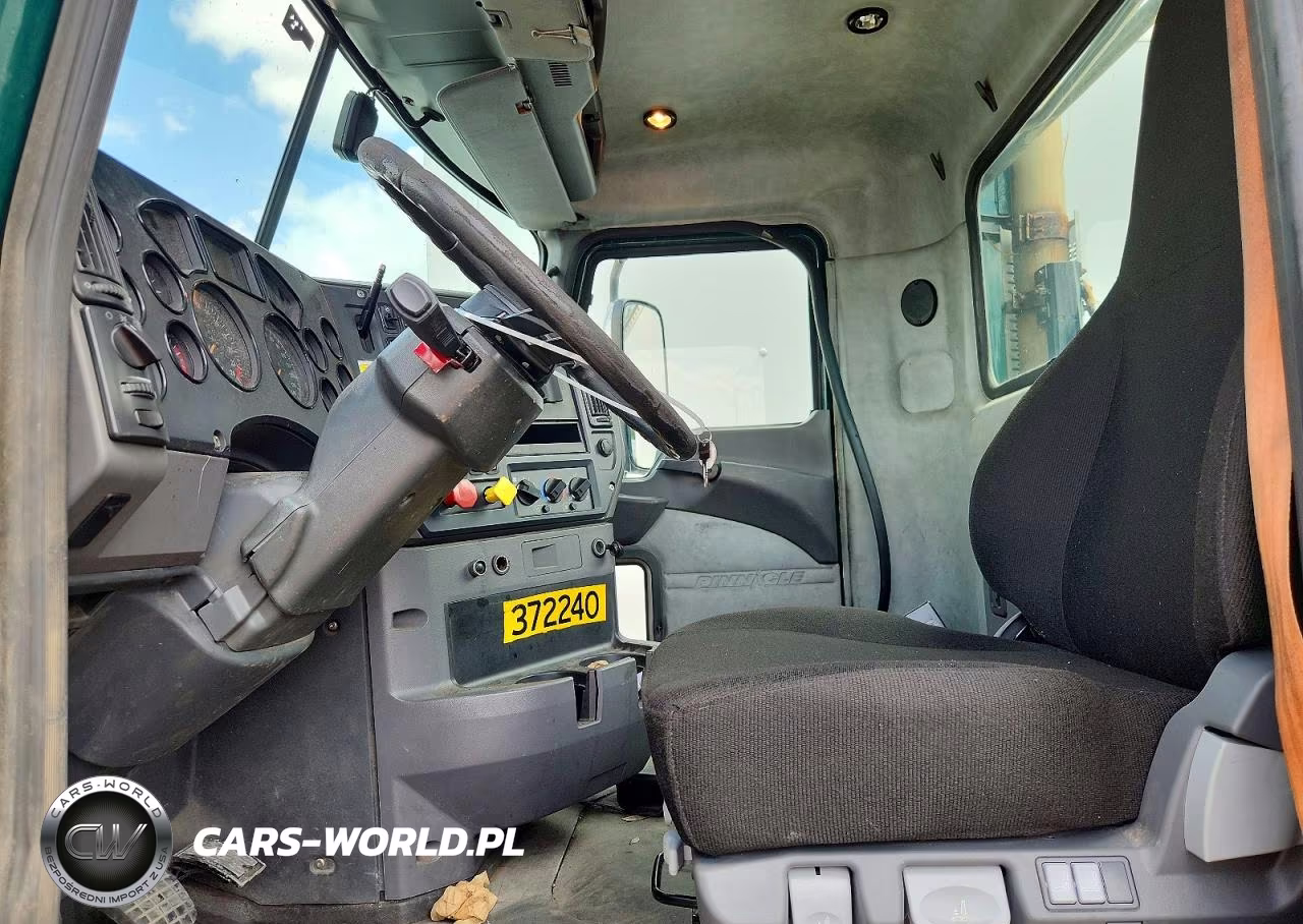 2018 Mack Cxu612 Semi Truck VIN:1M1AW01X2JM010571 - 7