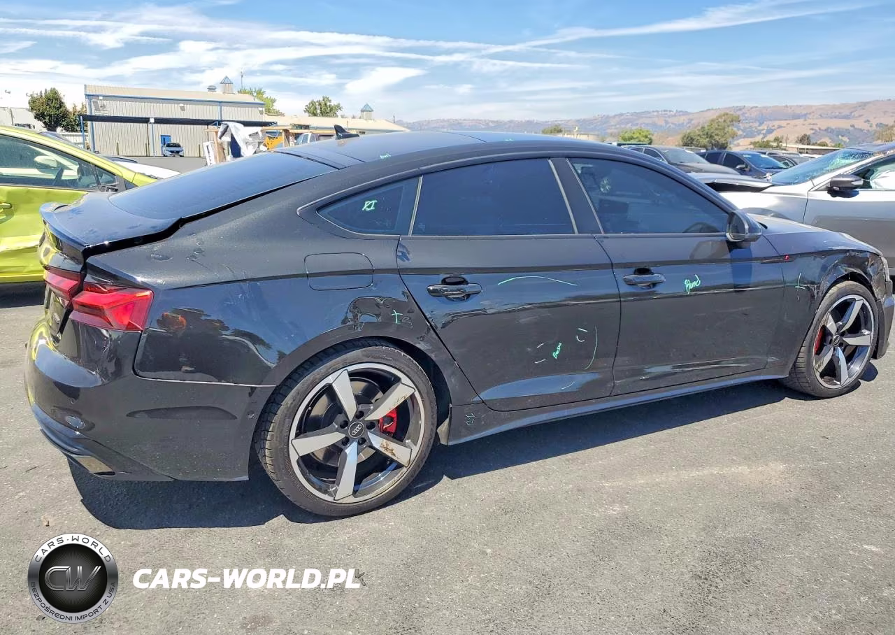 2024 Audi A5 Prestige 45 VIN:WAUEACF50RA065863 - 3