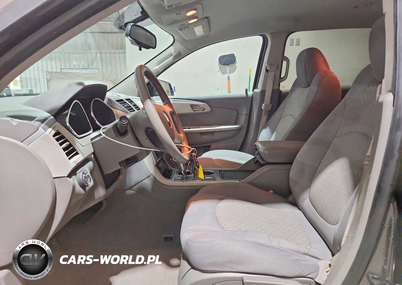 2011 Chevrolet Traverse Ls VIN:1GNKVEEDXBJ333264 - 7