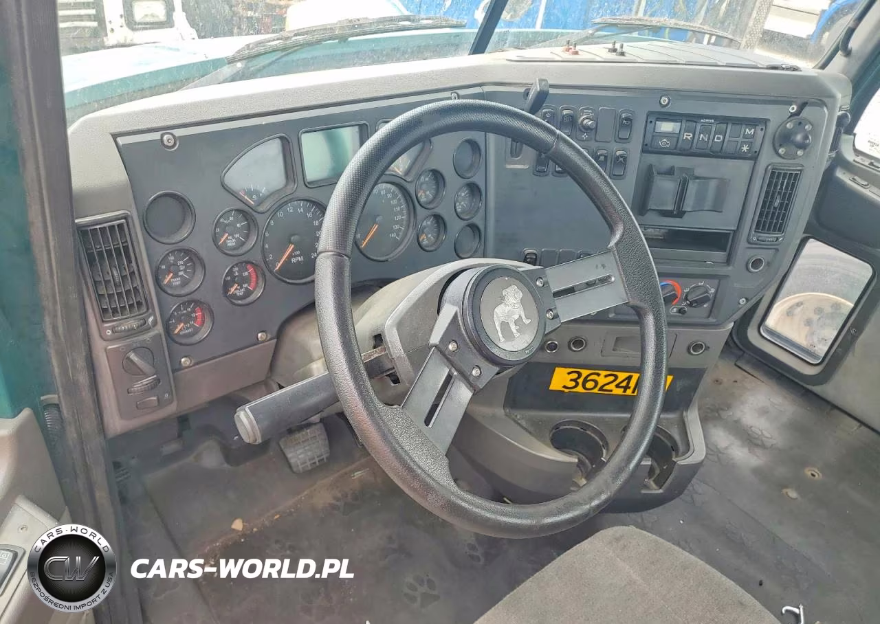 2017 Mack 600 Cxu600 VIN:1M1AW01X7HM009720 - 8