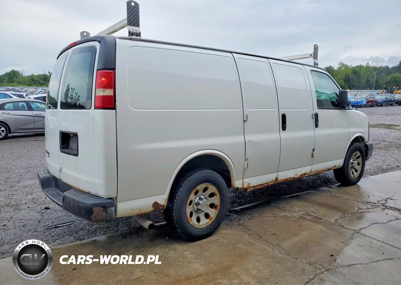 2012 Chevrolet Silverado 1500 VIN:1GCSGAFX8C1110128 - 3