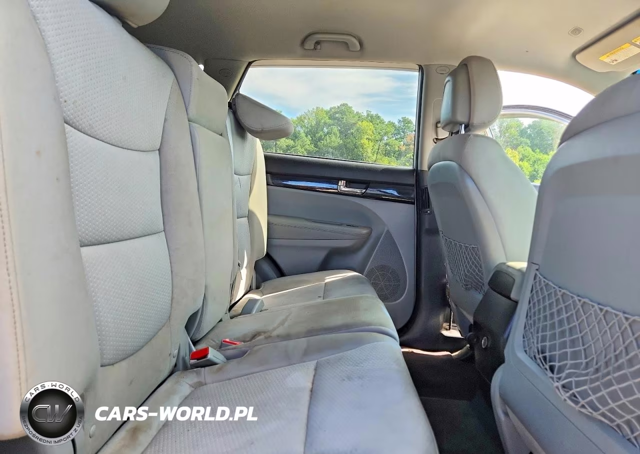 2013 Kia Sorento Lx VIN:5XYKT3A68DG404426 - 11