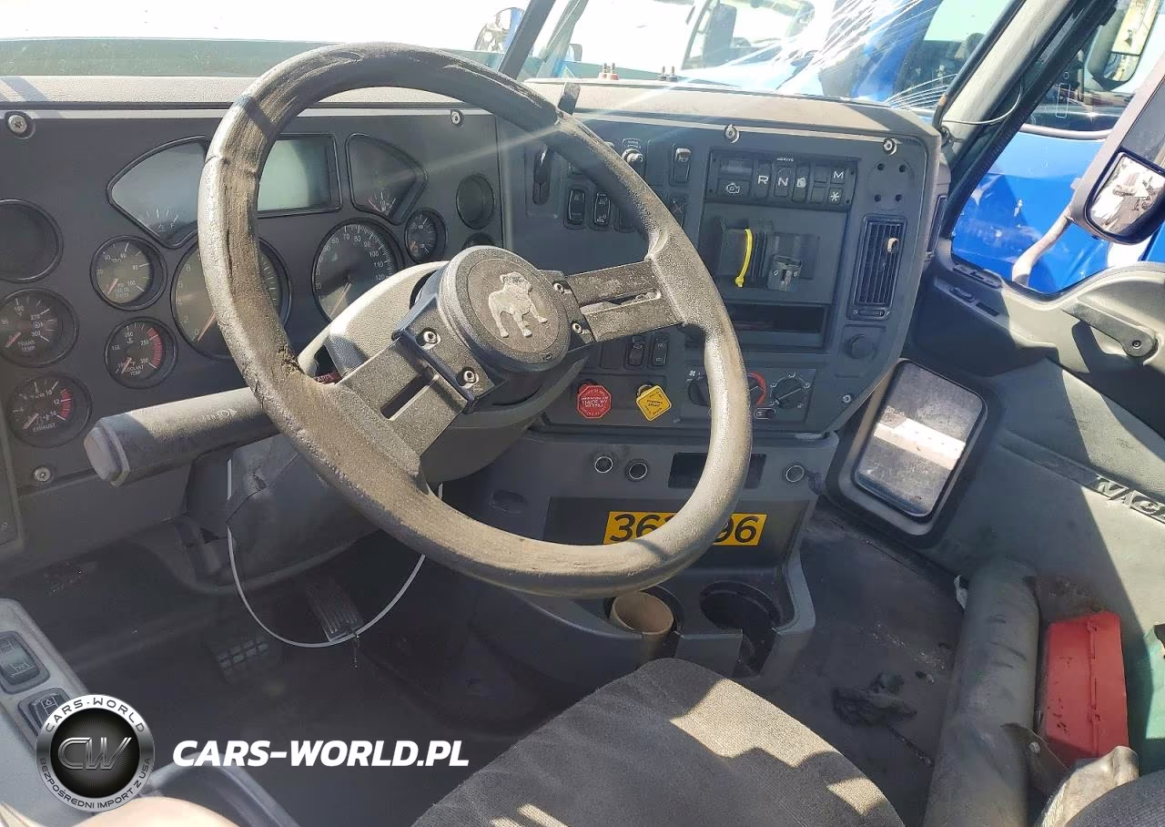 2017 Mack 600 Cxu600 VIN:1M1AW01X8HM009404 - 8