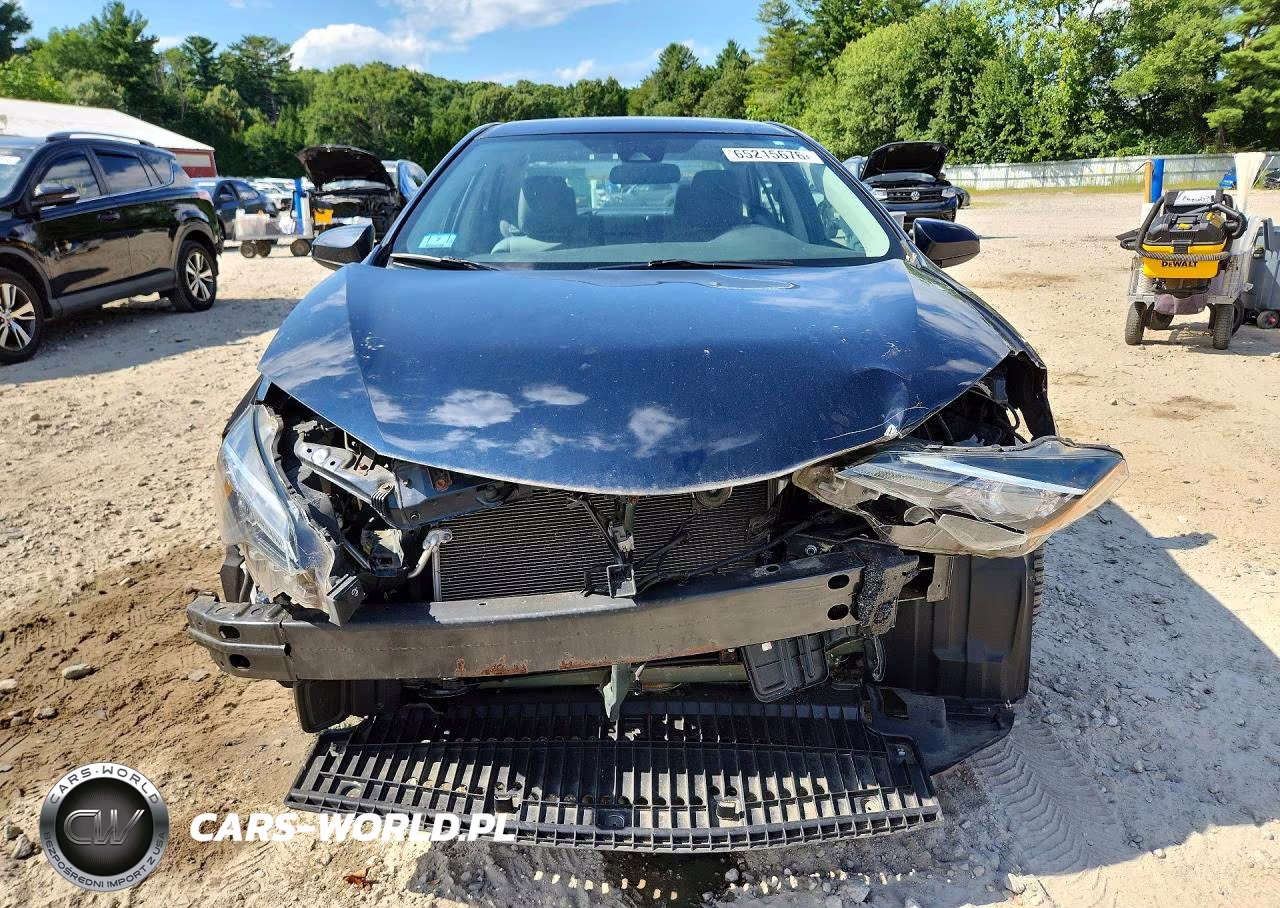 2017 Toyota Corolla Le VIN:2T1BURHE0HC766555 - 5