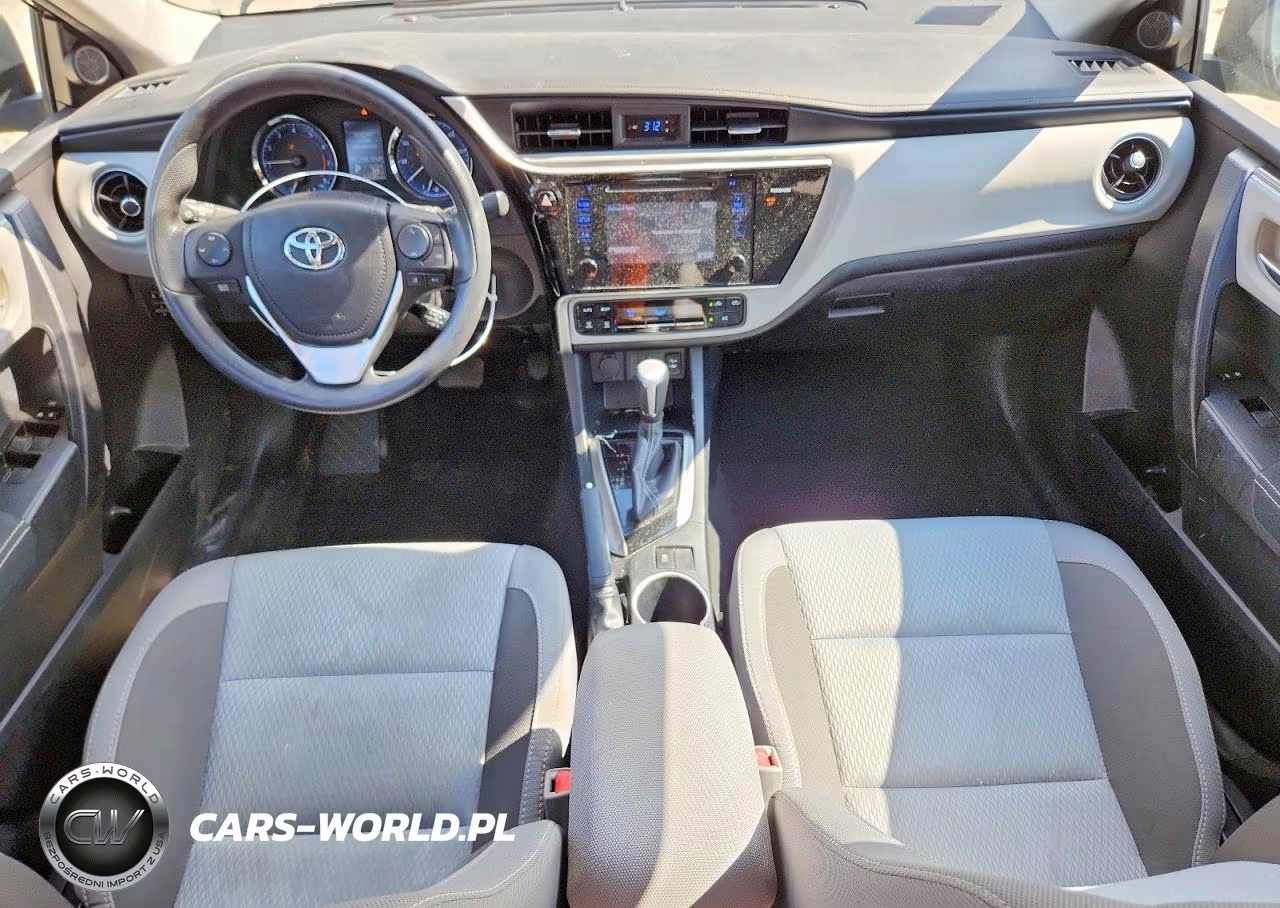 2017 Toyota Corolla Le VIN:2T1BURHE0HC766555 - 8