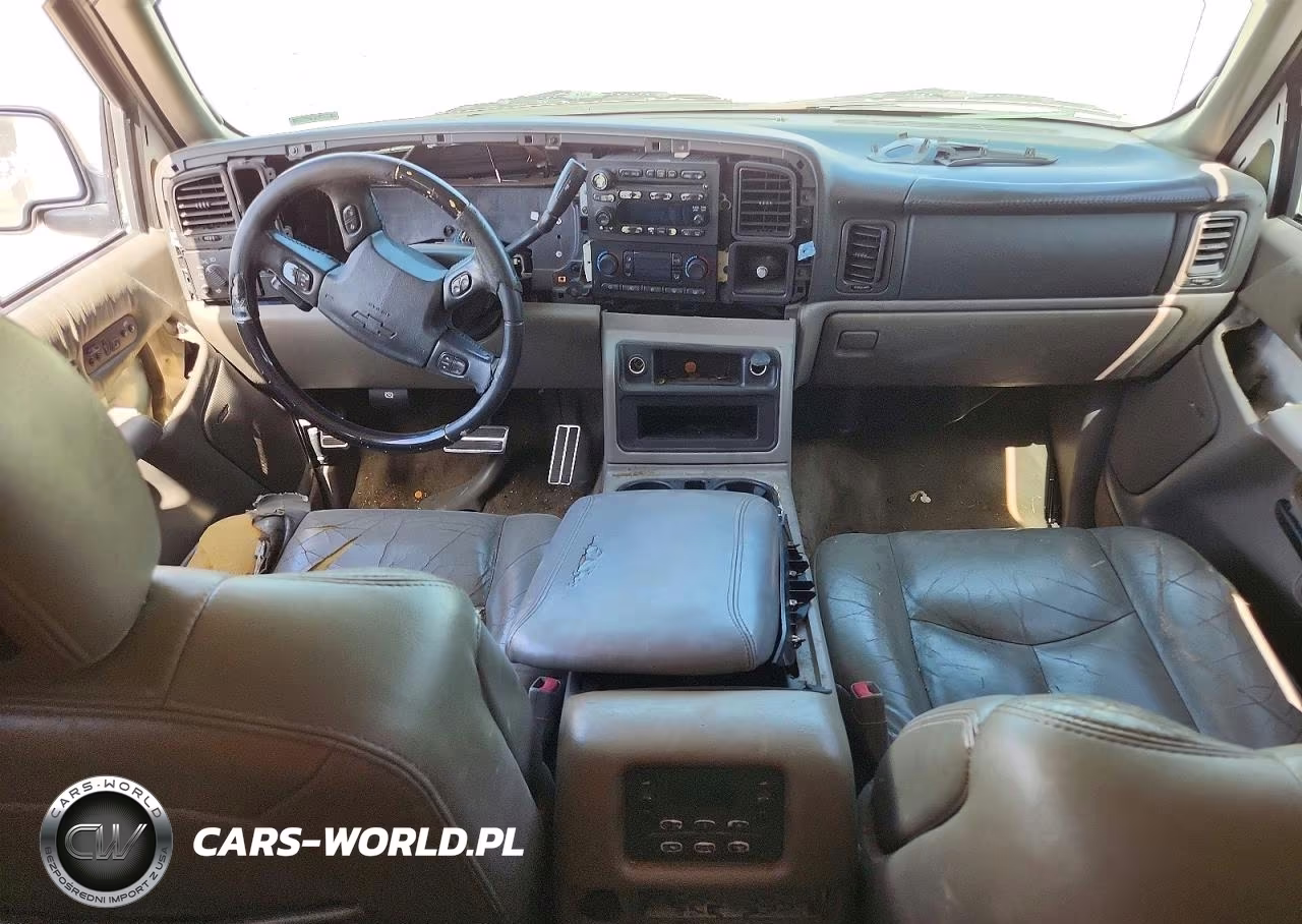 2005 Chevrolet Tahoe C1500 VIN:1GNEC13T55R188484 - 8