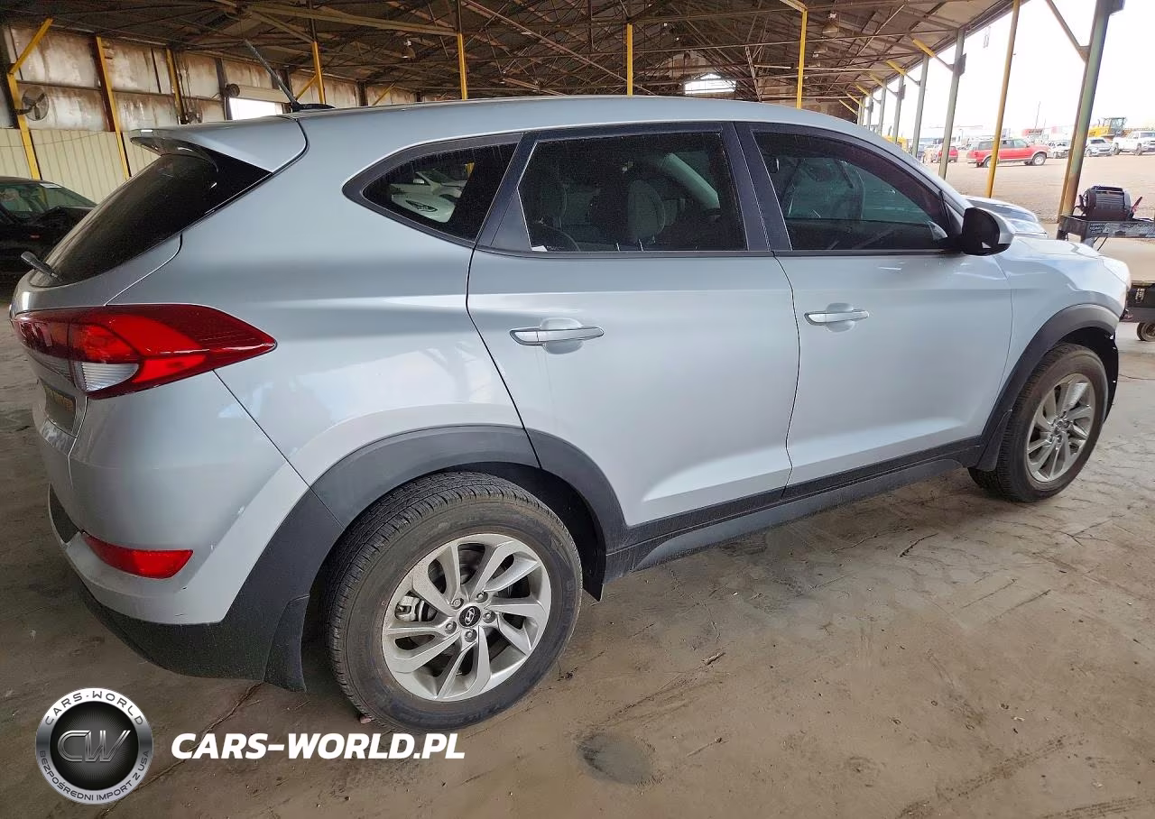 2016 Hyundai Tucson Se VIN:KM8J23A43GU207031 - 3