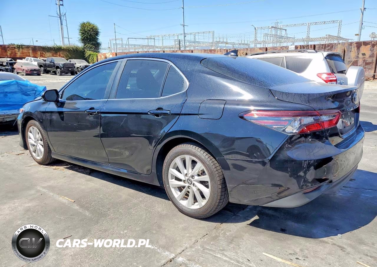 2022 Toyota Camry Le VIN:4T1C11AK6NU629550 - 2
