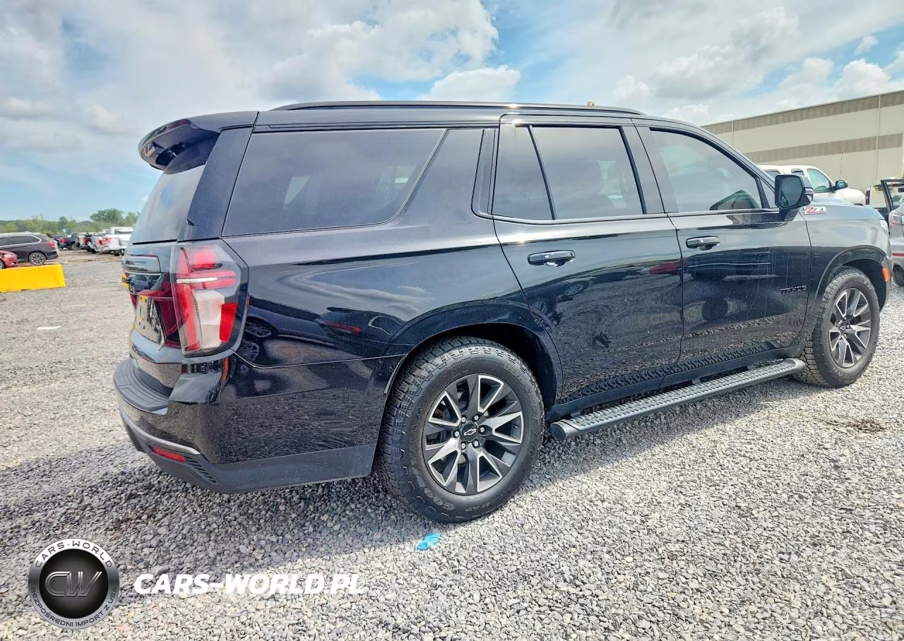 2022 Chevrolet Tahoe K1500 Z71 VIN:1GNSKPKD2NR139956 - 3
