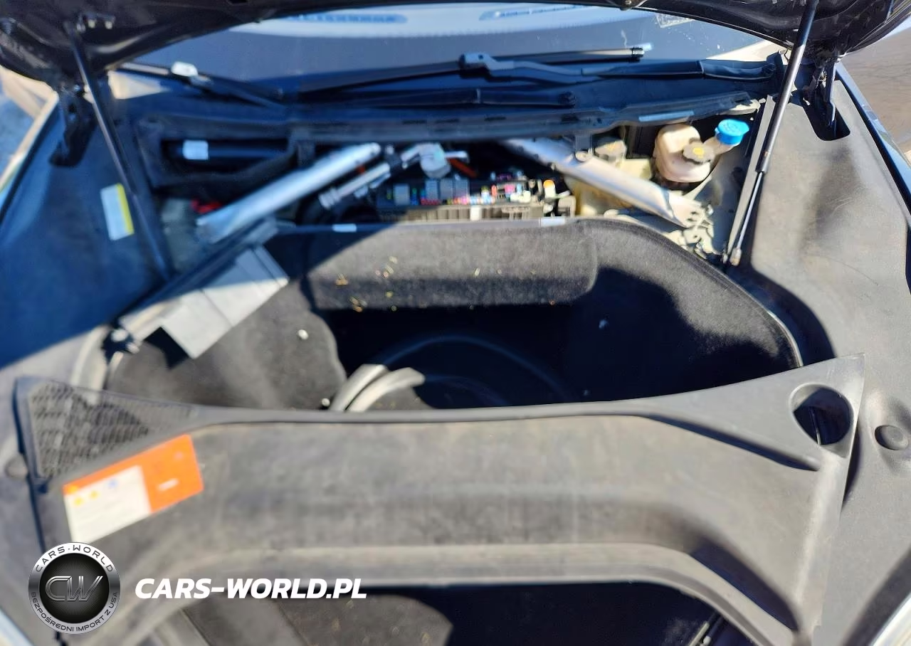 2015 Tesla Model S VIN:5YJSA1E14FF110508 - 11