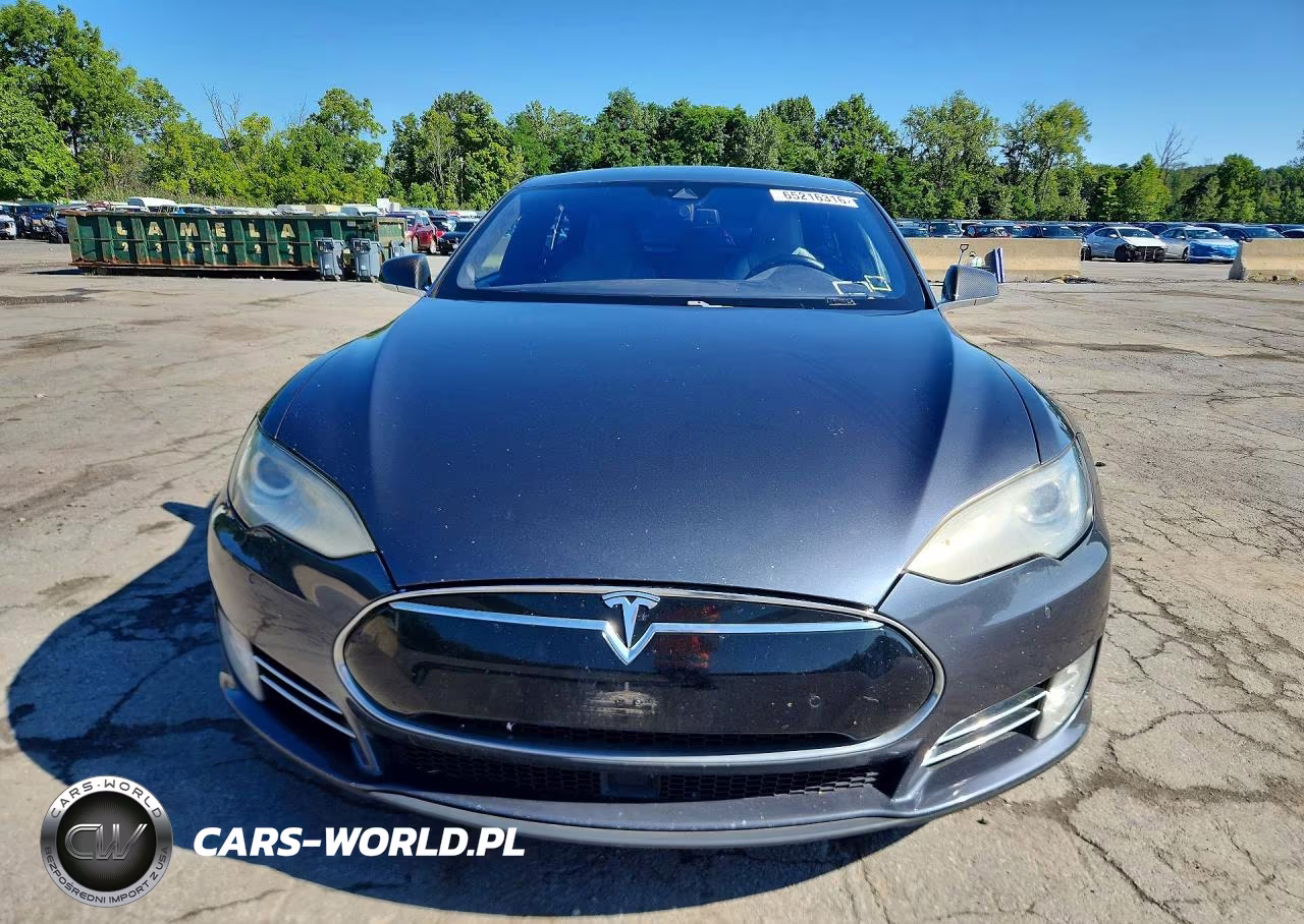 2015 Tesla Model S VIN:5YJSA1E14FF110508 - 5