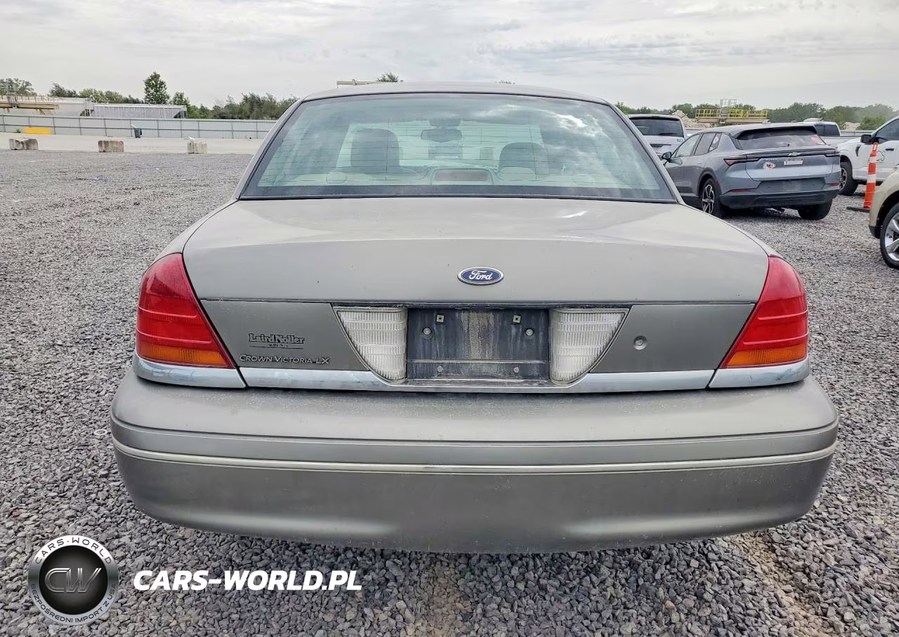 2003 Ford Crown Victoria Lx VIN:2FAFP74W43X130761 - 6